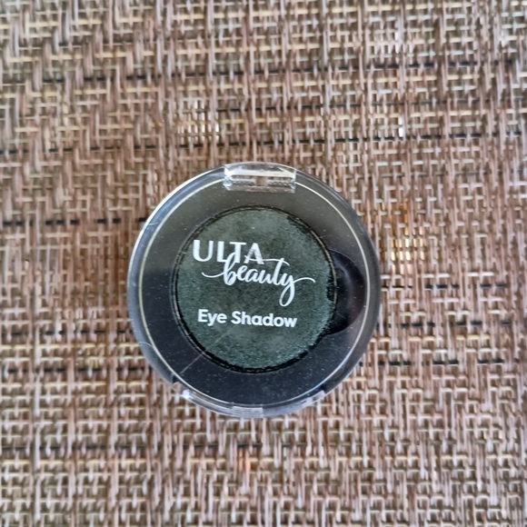 Ulta Beauty Makeup Ulta Beauty Eyeshadow Shade Green Eye Girl